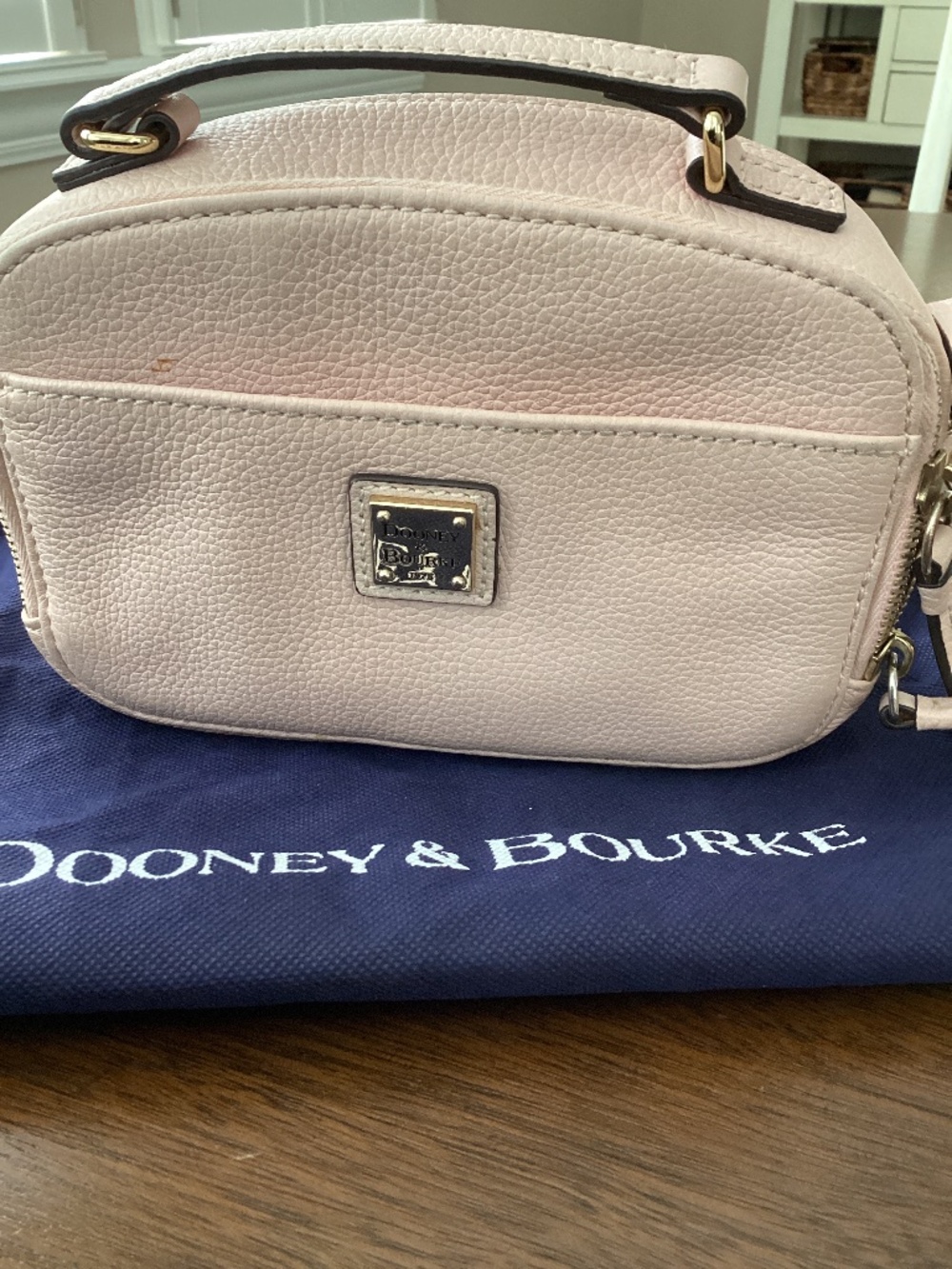 Dooney and Bourke pale pink Belvedere Ambler purse